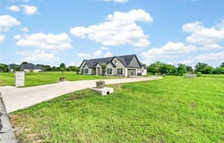 10104 Crown Point, Iola, TX 77861