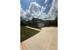 329 Lee Rd 345, Salem, AL 36874