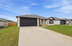 1375 Meadows Drive, Benton, AR 72019