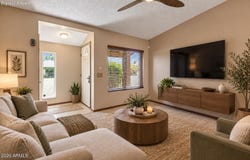 542 E ORAIBI Drive, Phoenix, AZ 85024