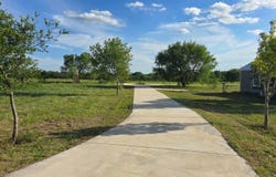 13083 Fm 2779, Moore, TX 78057