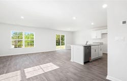 618 Beechwood Circle, Thomasville, NC 27360