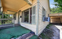 708 Booth St, Taylor, TX 76574