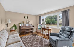 10 Roosevelt Boulevard, Enfield, CT 06082