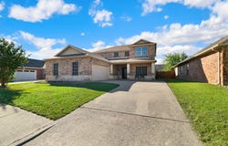 107 Ashlyn Court, Whitesboro, TX 76273