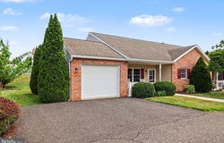 31 LUDWIG Lane, POTTSTOWN, PA 19464