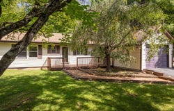5 Shrank Ln, Loch Sheldrake, NY 12759