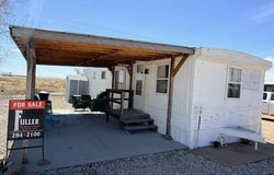 27 Bayside Villa, Lemoyne, NE 69146