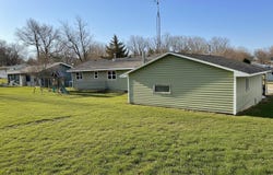 301 Amy Lane, Mount Ayr, IA 50854