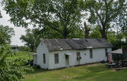 400 N Adams St, Manito, IL 61546