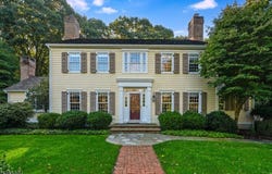 4 Barberry Row, Chester Twp., NJ 07930-3007
