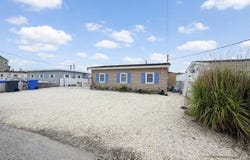 15 BEVERLY Lane, MANAHAWKIN, NJ 08050