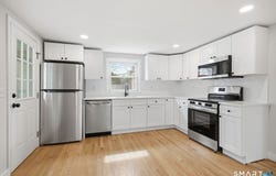 9 Grand Street, Enfield, CT 06082
