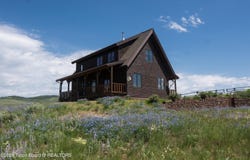 41 MARSH CREEK Road, Cora, WY 82925