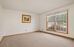 1877 August Dr, Ontario, OH 44906