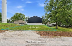 289 Rebel Lane, Lampe, MO 65681