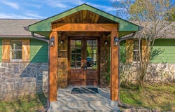 243 PINE RIDGE ROAD, BESSEMER, AL 35023