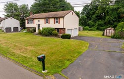 12 Sunrise Terrace, Plainville, CT 06062