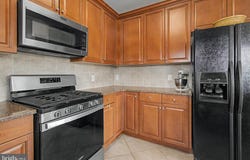 148 MASTERSON Court, EWING, NJ 08618