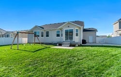 1403 E LOWE PEAK Dr, Eagle Mountain, UT 84005