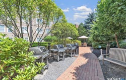 850 E Main Street, Stamford, CT 06902
