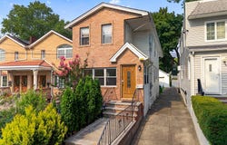 42-05 249th Street, Little Neck, NY 11363