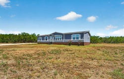 3660 BLUNTZER RD, Jourdanton, TX 78026