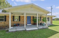 833 Graham Rd, Cantonment, FL 32533