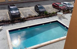 295 NW 72nd Ave, Miami, FL 33126