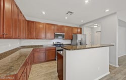 988 S DEERFIELD Lane, Gilbert, AZ 85296