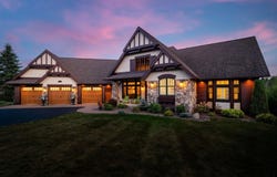 580 Marshall St, Duluth, MN 55803