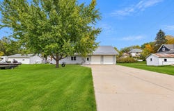 106 E North Street, La Valle, WI 53941