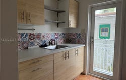 500 77th St, Miami Beach, FL 33141