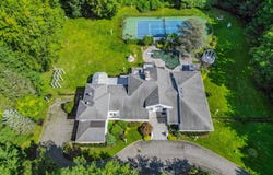 6 Quail Path, Glen Head, NY 11545