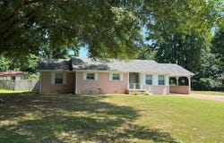 504 Franklin Dr., PARIS, TN 38242