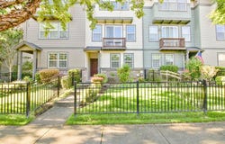 3721 E OAK GROVE St, Newberg, OR 97132