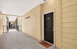 1257 SW 9TH Road, GAINESVILLE, FL 32601