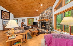 8644 BOETTCHER RD, Eagle River, WI 54562
