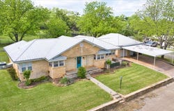 217 Wilson Ave, Mason, TX 76856