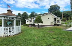 3455 Willowwood Rd, Hinton, WV 25951
