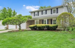 1903 Cheshire Lane, Wheaton, IL 60189