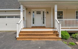 22 Cumberland Lane, Gorham, ME 04038