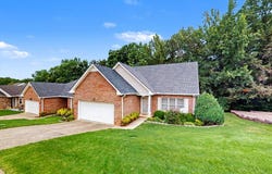 302A Paris Harbor Dr., PARIS, TN 38242