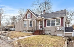 2 Grove St, Methuen, MA 01844