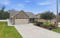 109 Rains Avenue, Boaz, AL 35957
