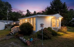 14 Averill Circle, Danville, NH 03819