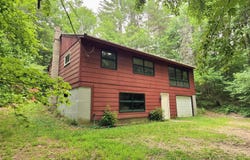 21 Pinhook Road, Bridgton, ME 04009