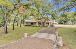 5102 Largo Drive, De Cordova, TX 76049