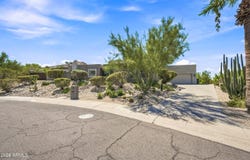 1801 E MANZANITA Drive, Phoenix, AZ 85020