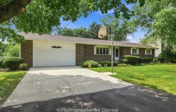 6070 Darline Drive, St. Anne, IL 60964